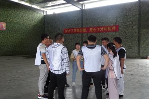 什么是野外拓展训练？